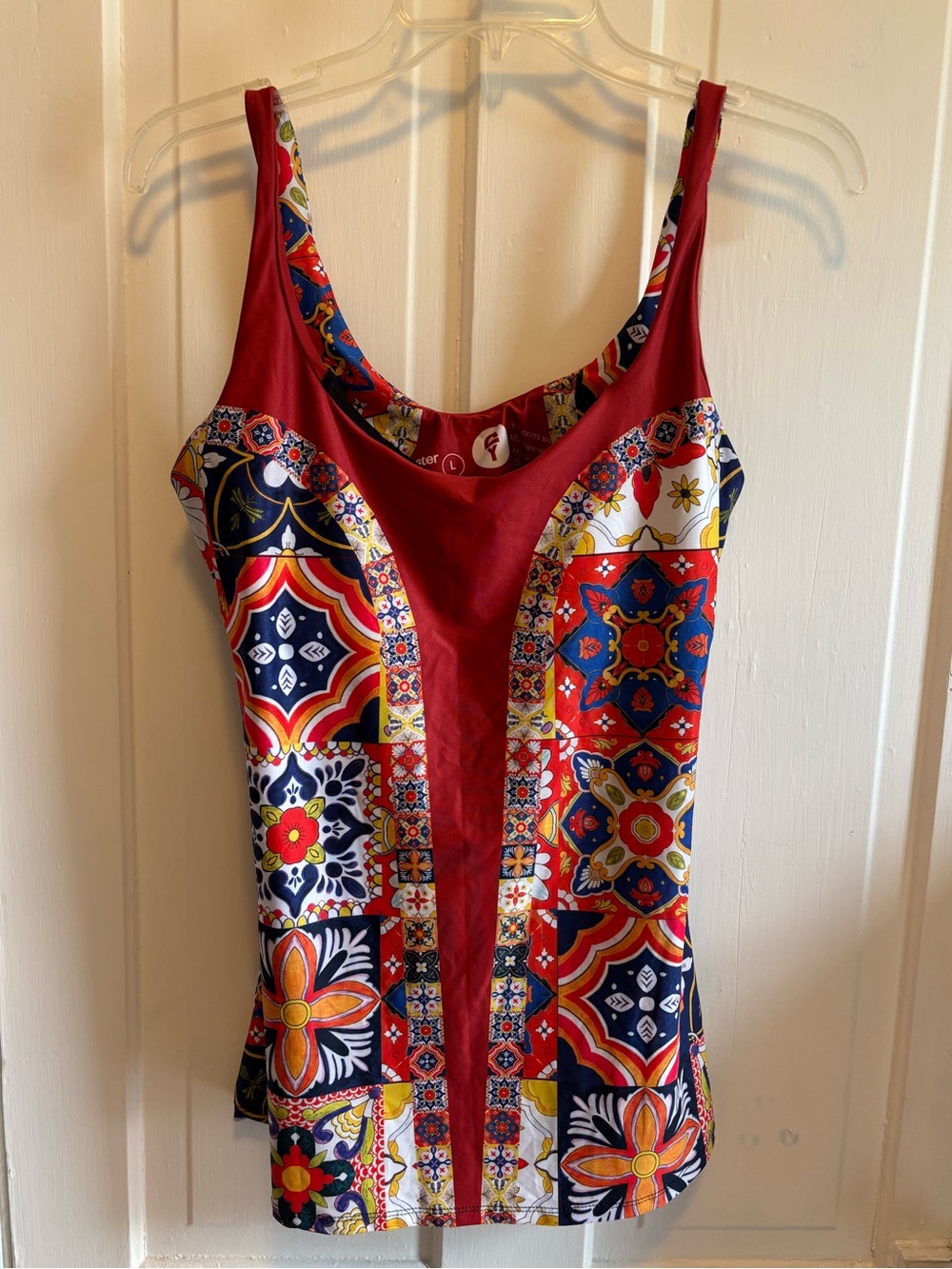 Yoga Democracy Red Mosaic Tank Size Large